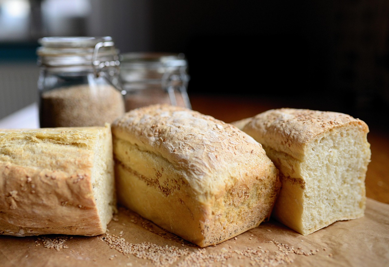 Brown / White Bread